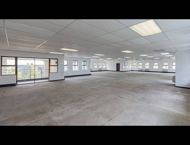 345M² OFFICE TO LET IN DUNKELD WEST
